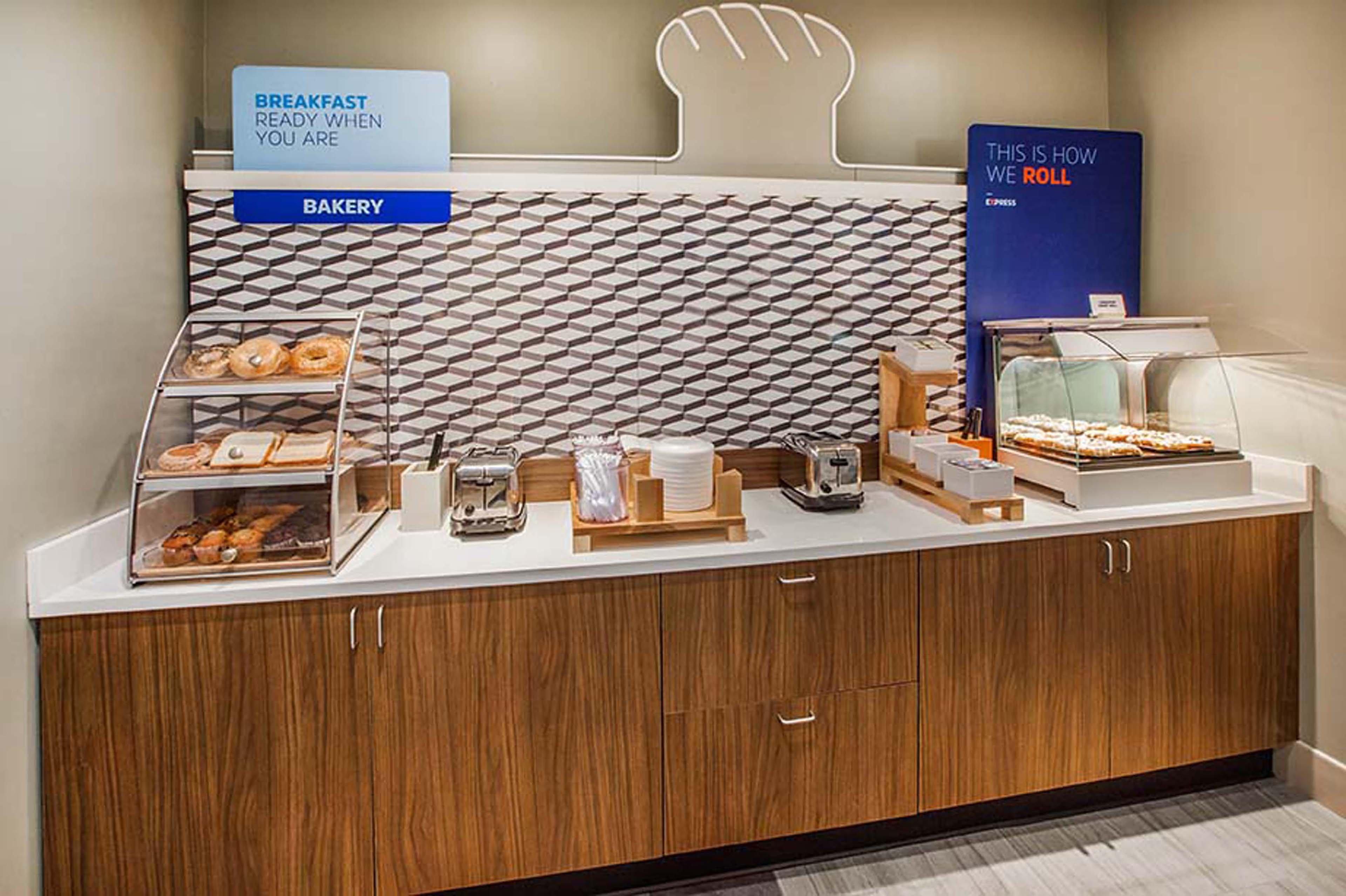 Holiday Inn Express & Suites Monroe By Ihg מראה חיצוני תמונה