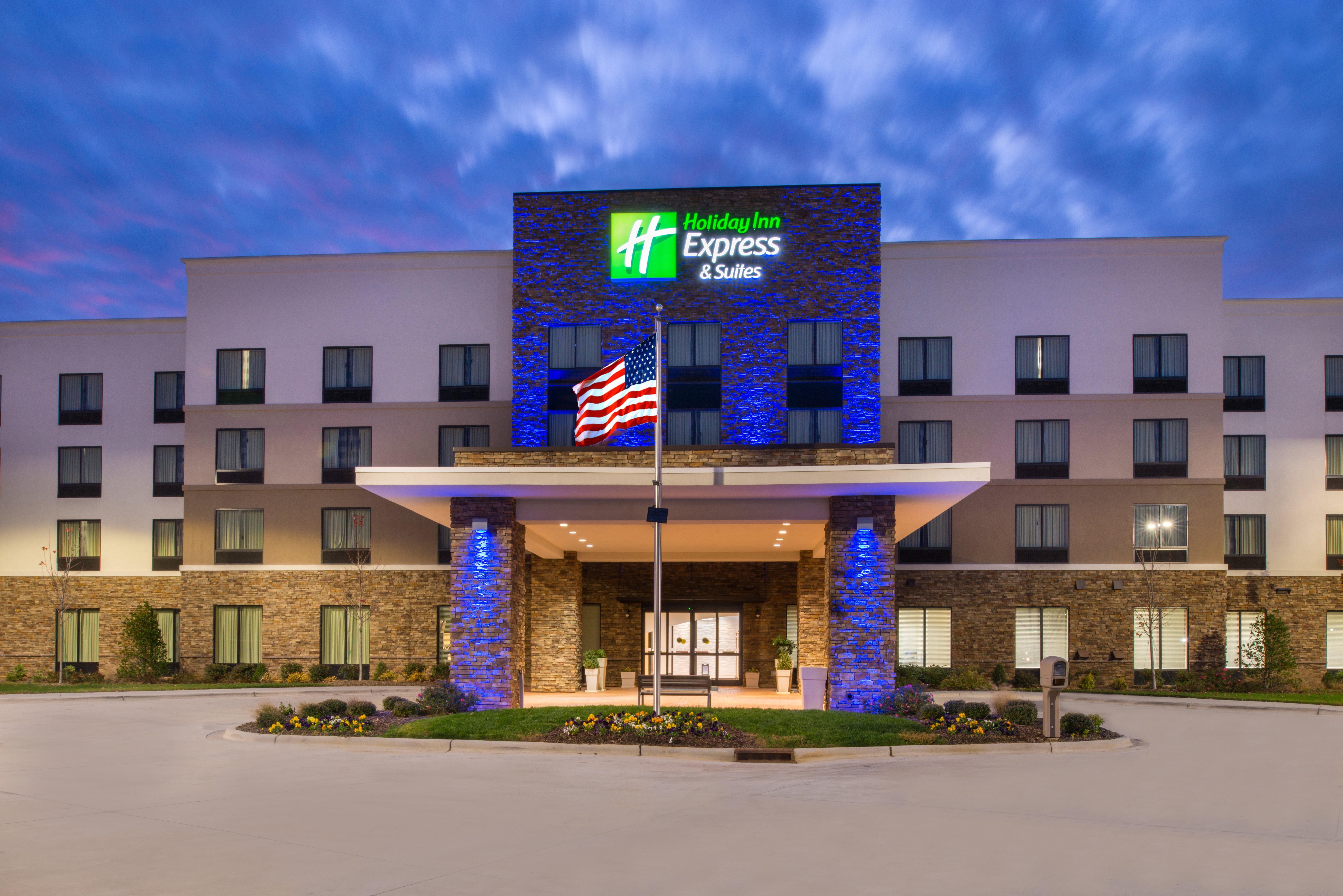 Holiday Inn Express & Suites Monroe By Ihg מראה חיצוני תמונה