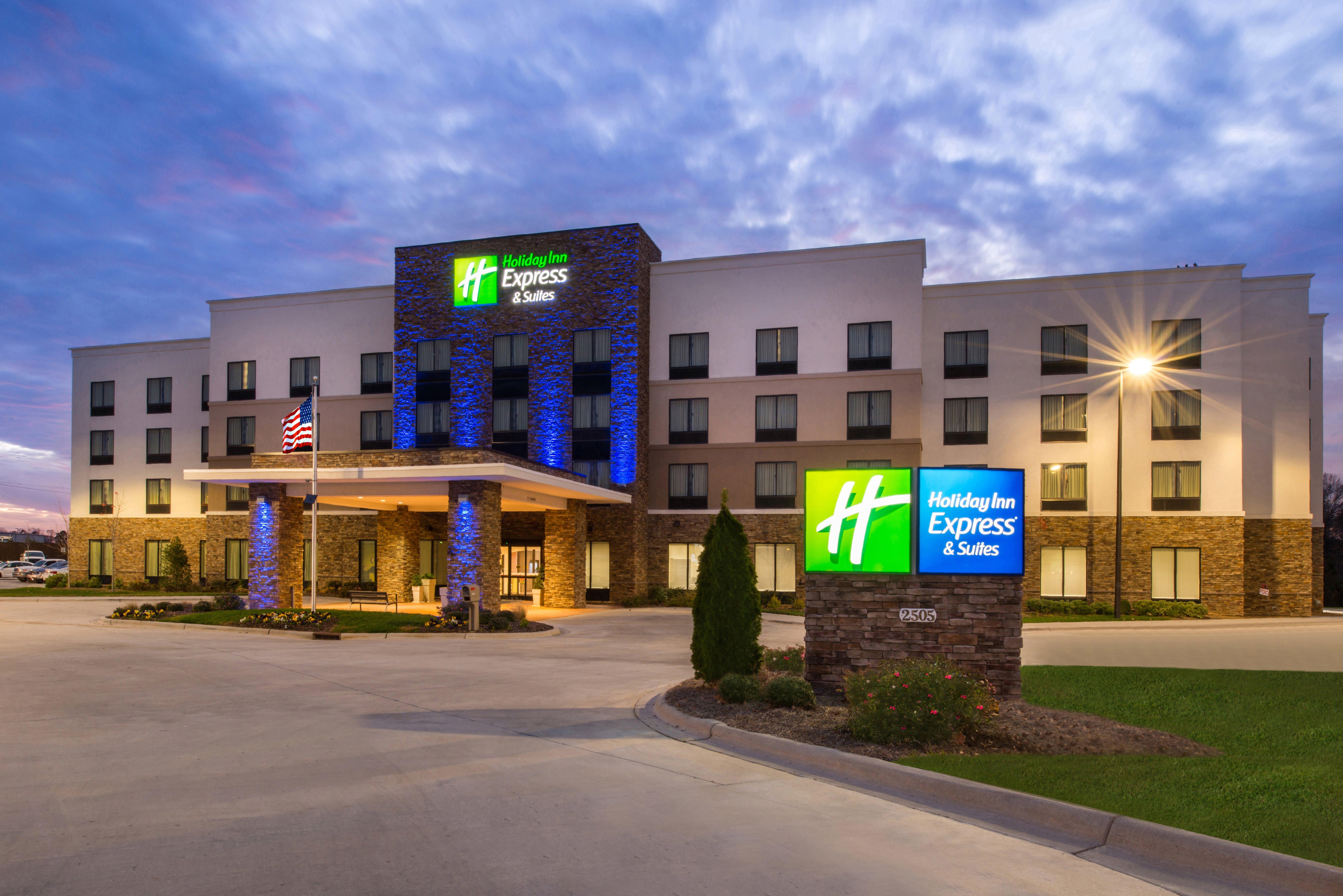 Holiday Inn Express & Suites Monroe By Ihg מראה חיצוני תמונה